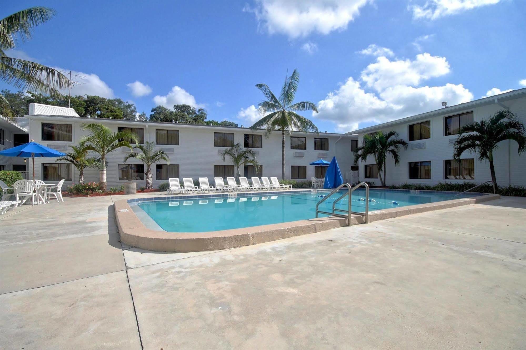 Motel 6-Fort Lauderdale, Fl Extérieur photo